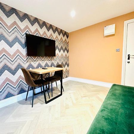 Flash Sale Brighton Train Station 1 Bedroom Flat Bn137Che03 Exterior foto